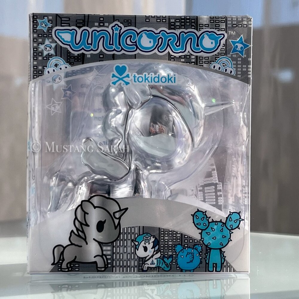 Tokidoki Chicago Silver Chrome Millenia Bean Unicorno Exclusive C2E2 2020 New